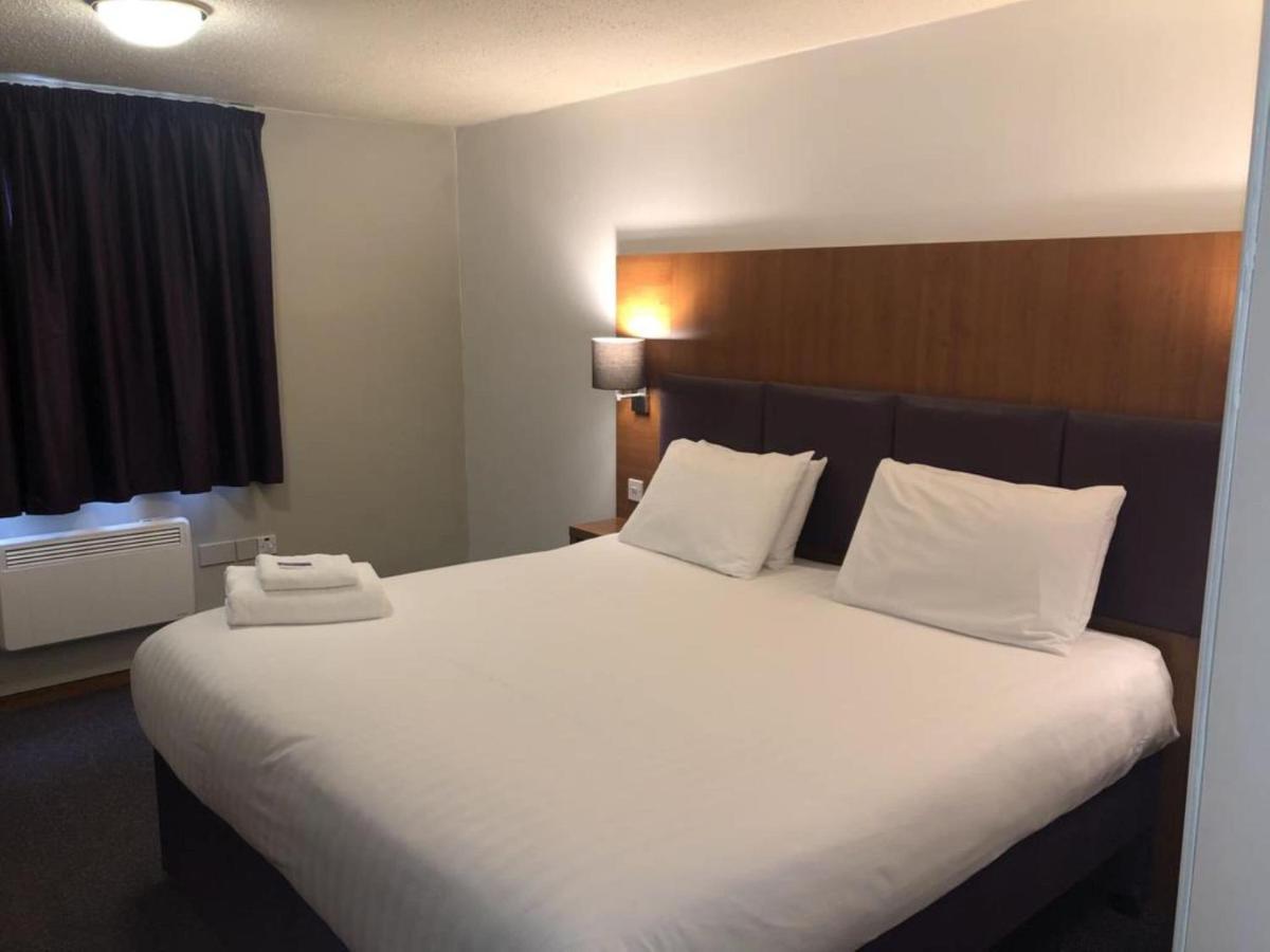 Bluemont Hotel 브롬즈그로브 외부 사진